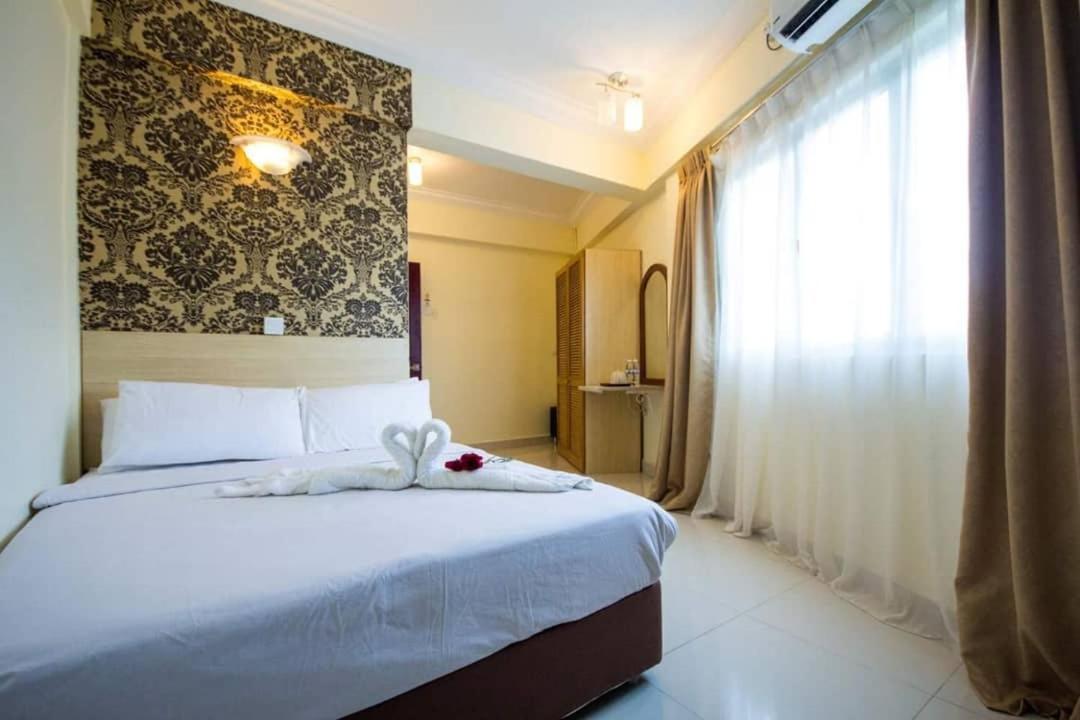 Hotel Sea Princess Teluk Bahang Bagian luar foto